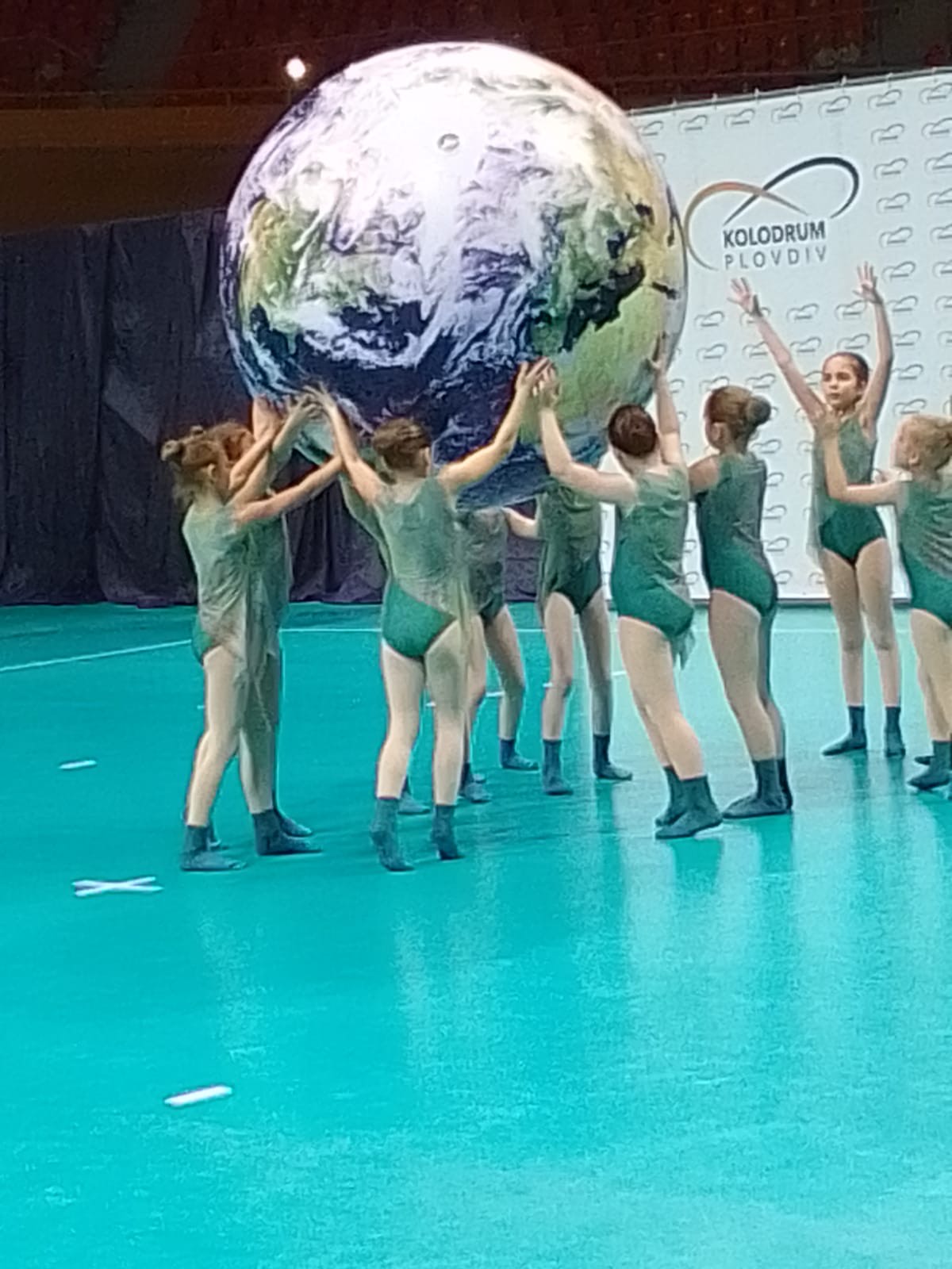 Танцова феерия в зала Колодрум